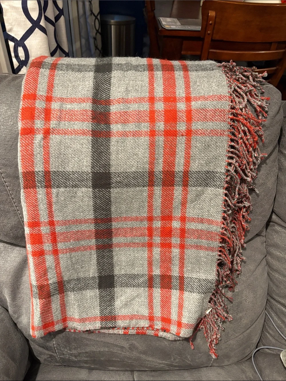 Pottery Barn Whitaker Gray and Red Plaid Reversible Throw